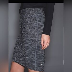 BNWT lululemon athletica & Where To Go Skirt. Size 4. Final Mark down.